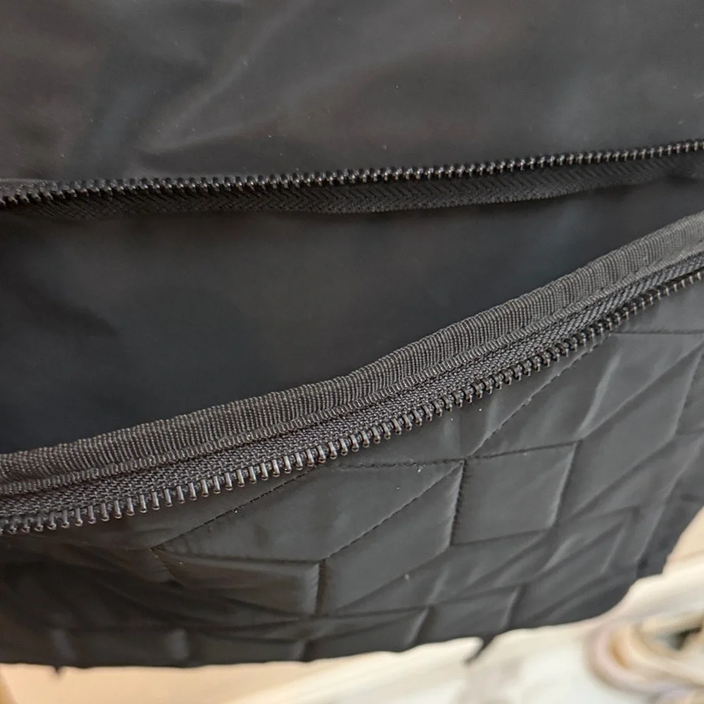 Steve Madden Black Geometric Backpack - Picture 5 of 7